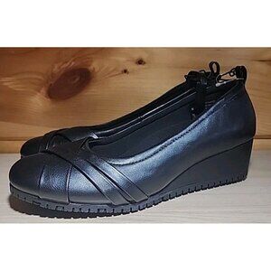 Tredsafe Moulin Slip-Resistant Women 7.5 DREAMCELL Anti-Fatigue Moisture-Wicking